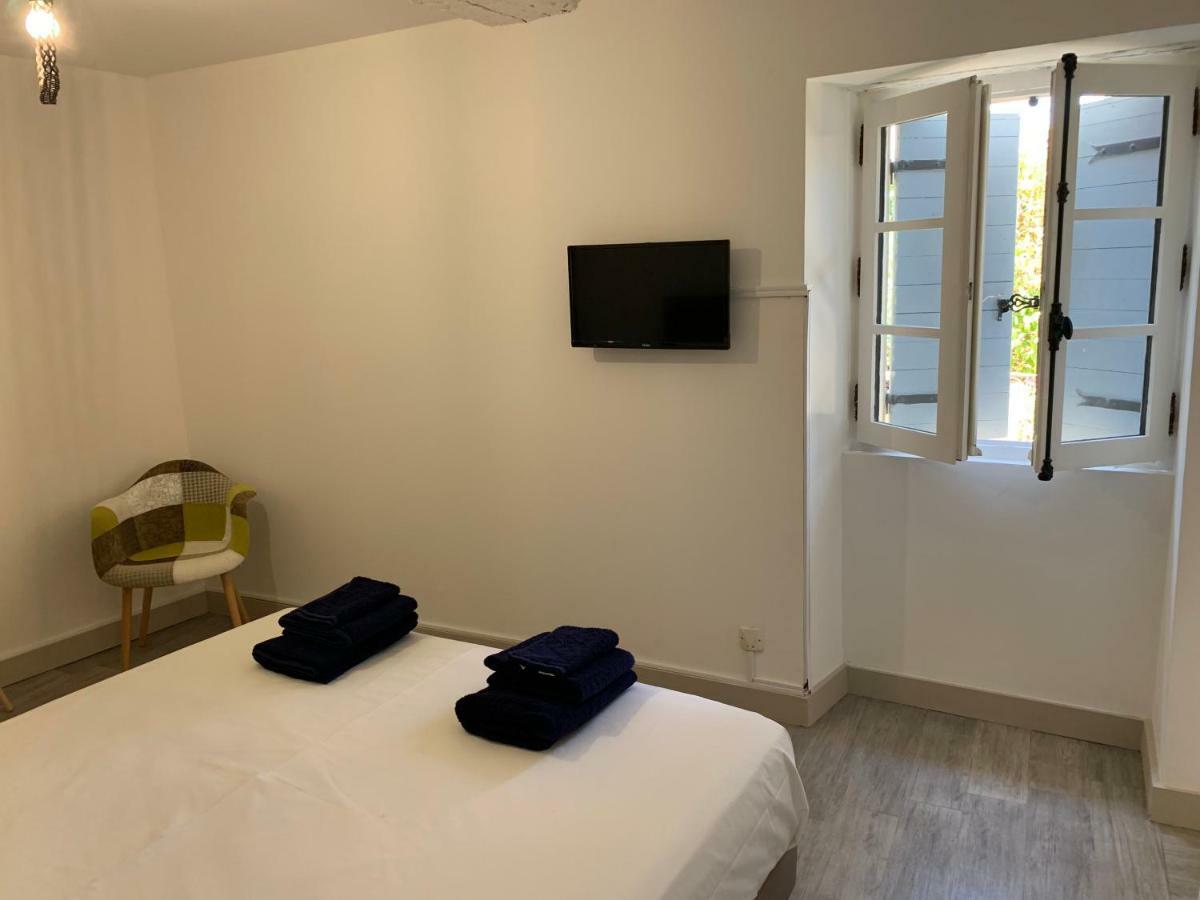 Ferienwohnung Les Lauriers LʼIsle-sur-la-Sorgue Exterior foto
