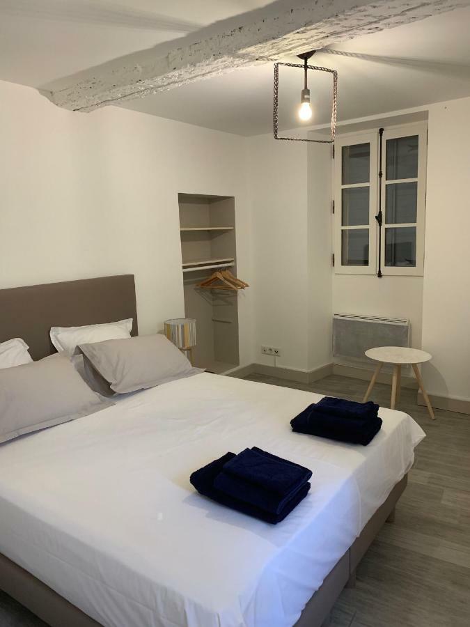 Ferienwohnung Les Lauriers LʼIsle-sur-la-Sorgue Exterior foto